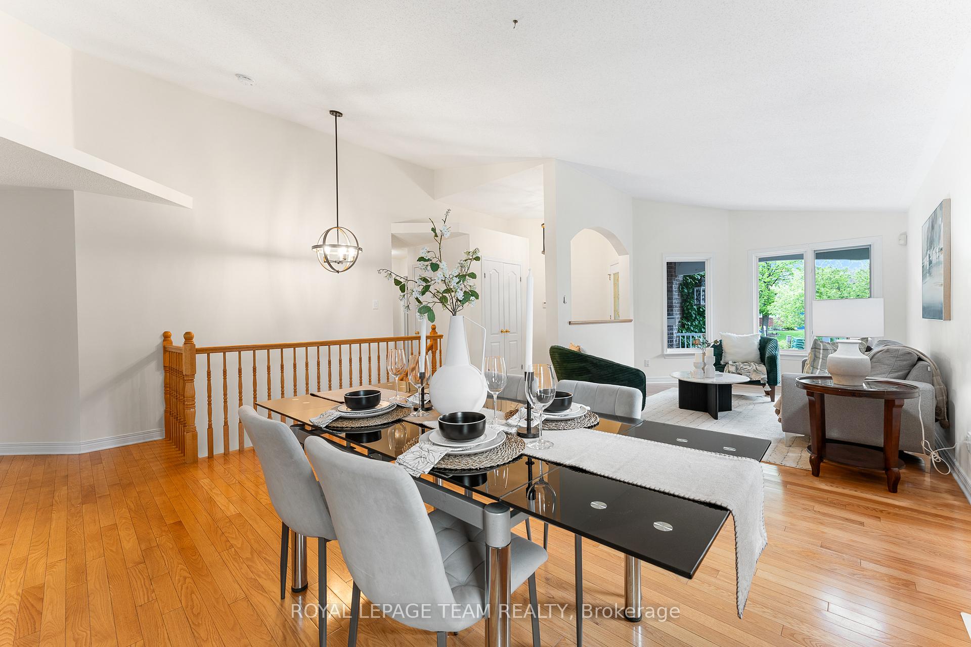 Photo 14 of 33 Waterthrush Crescent, Ottawa, Kanata - Bridlewood — HOMEH