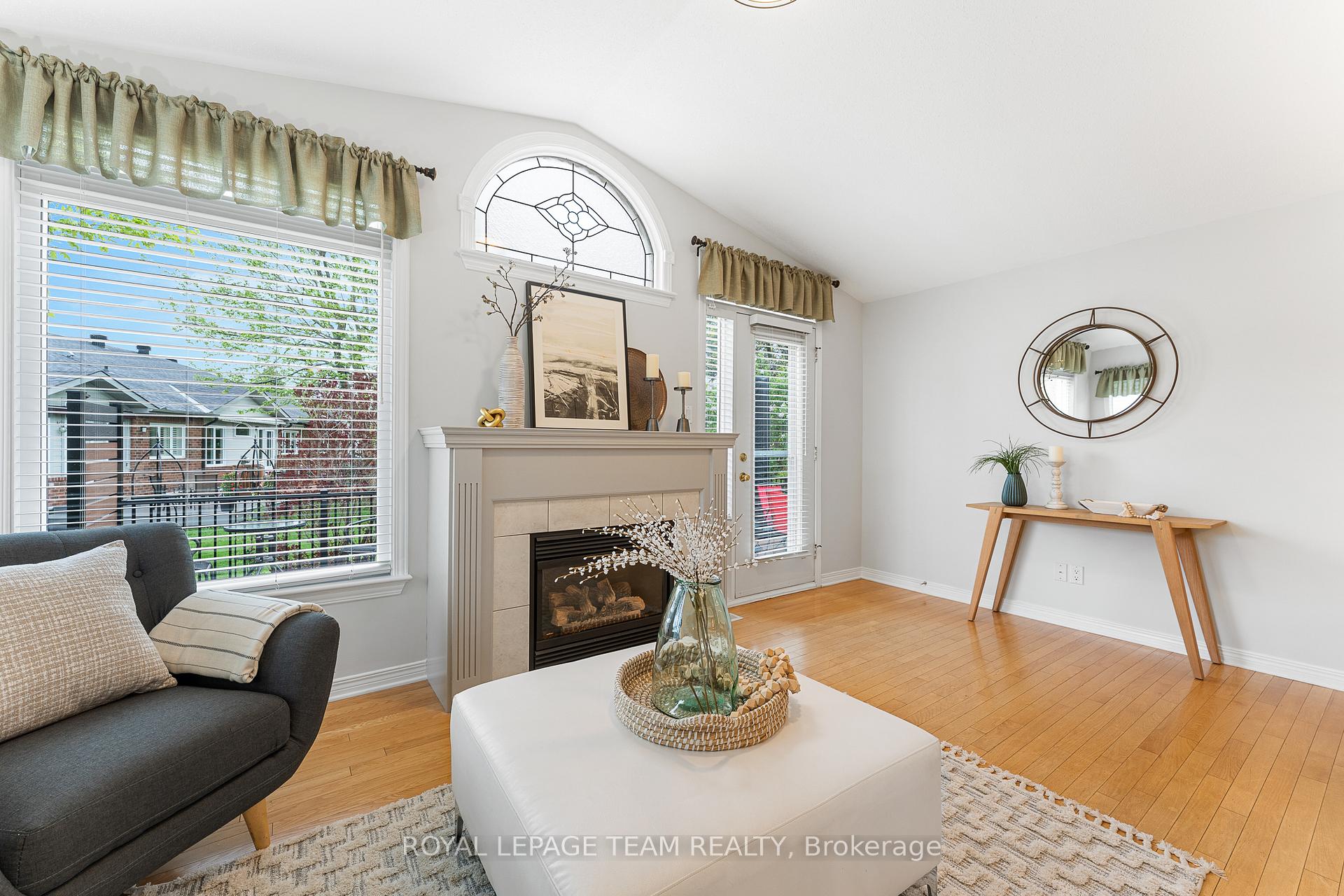 Photo 25 of 33 Waterthrush Crescent, Ottawa, Kanata - Bridlewood — HOMEH