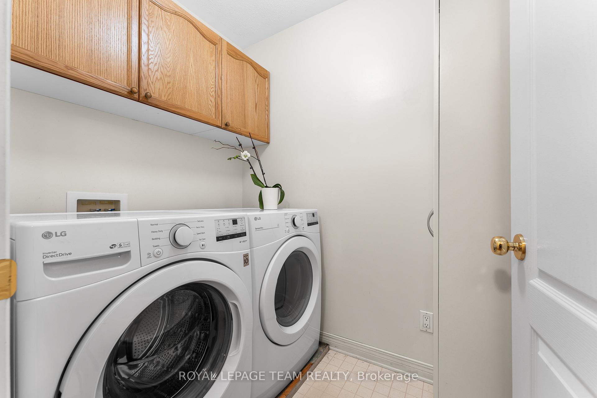 Photo 33 of 33 Waterthrush Crescent, Ottawa, Kanata - Bridlewood — HOMEH