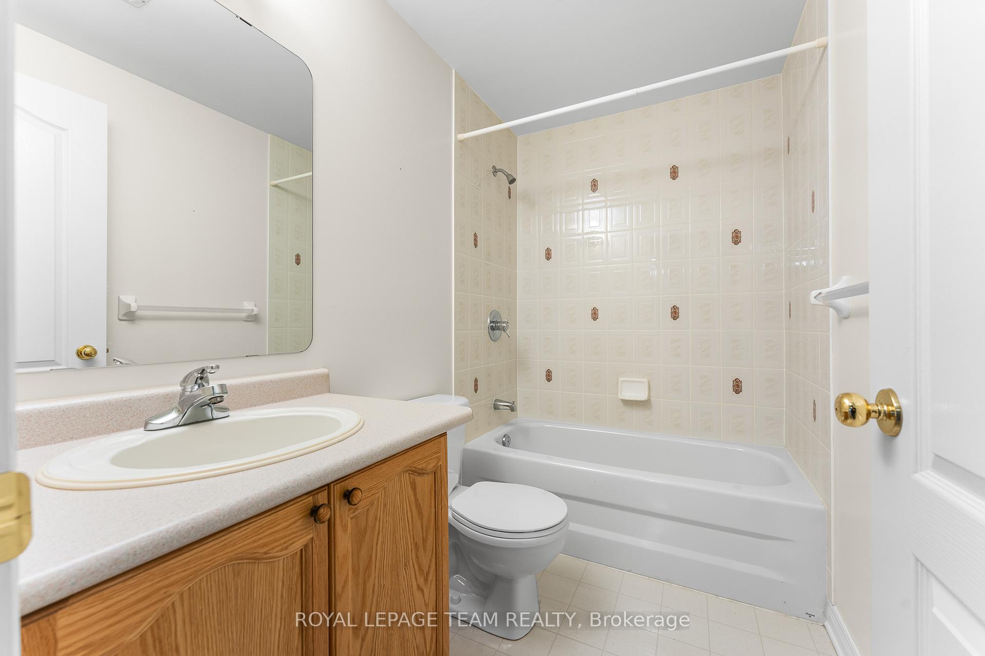 Photo 37 of 33 Waterthrush Crescent, Ottawa, Kanata - Bridlewood — HOMEH