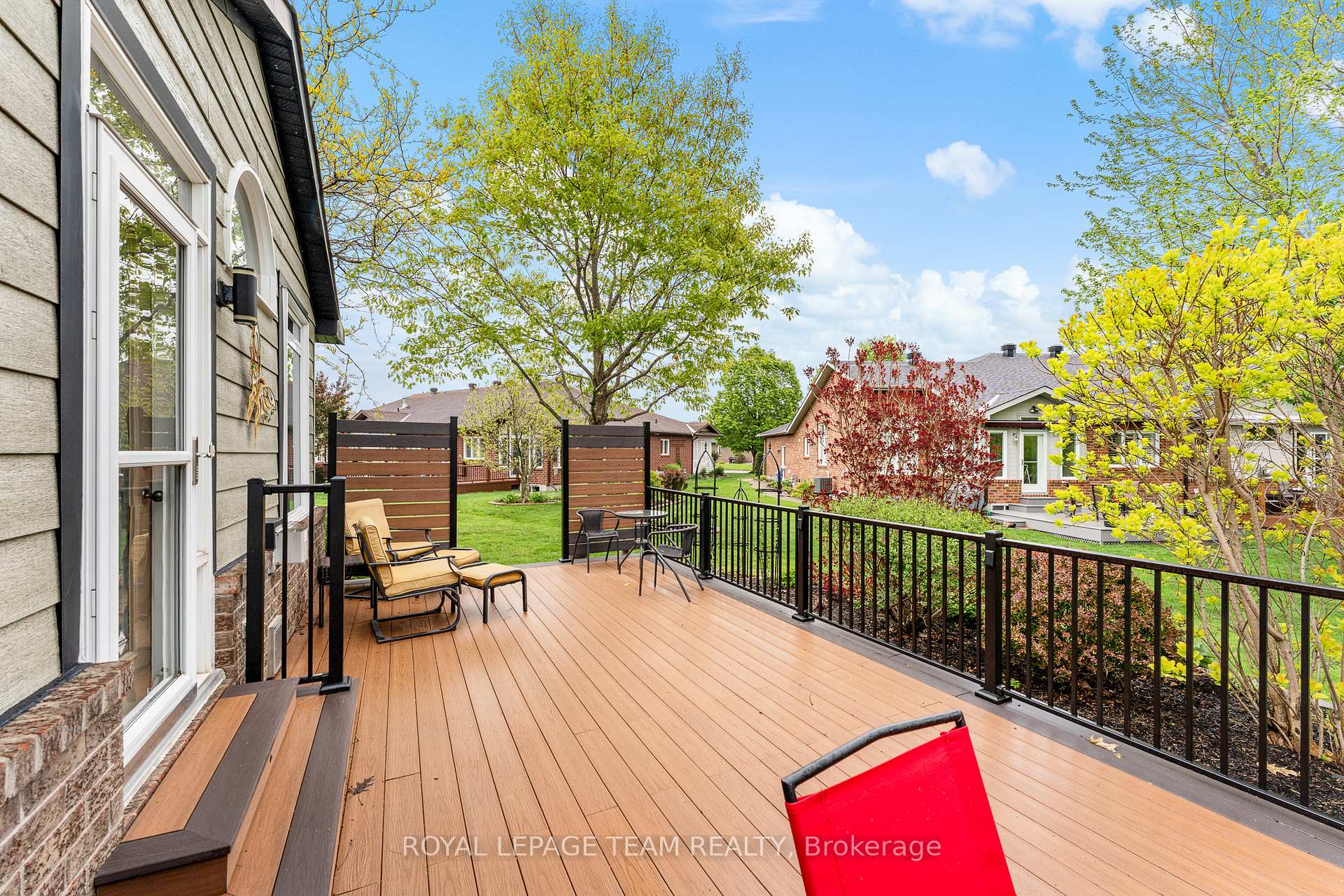 Photo 39 of 33 Waterthrush Crescent, Ottawa, Kanata - Bridlewood — HOMEH