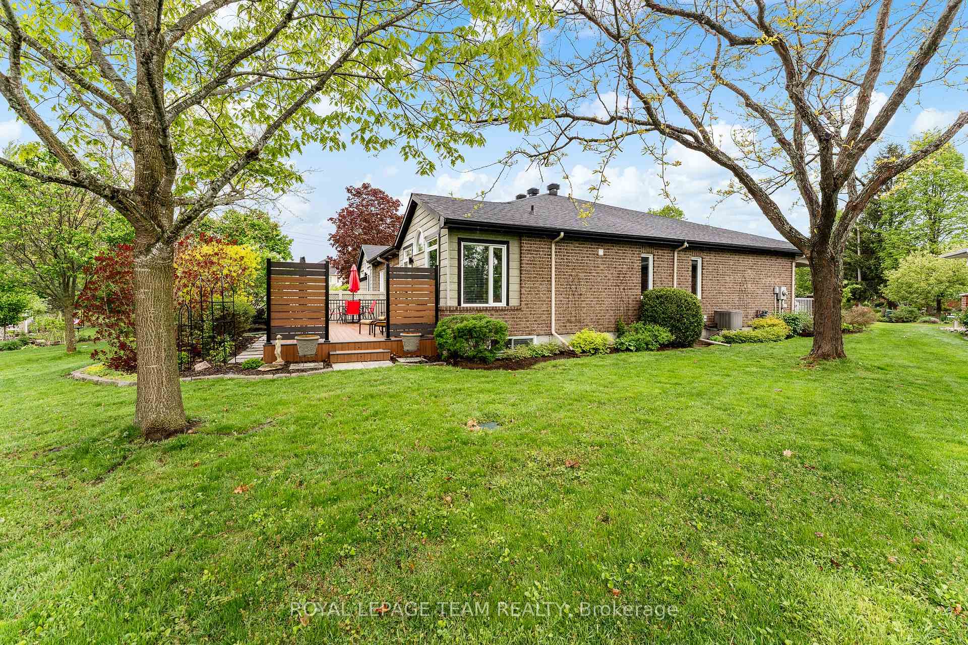 Photo 44 of 33 Waterthrush Crescent, Ottawa, Kanata - Bridlewood — HOMEH