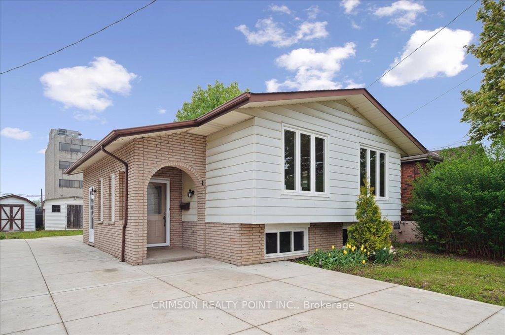 Photo 5 of 361 Caledon Avenue, Hamilton, Yeoville — HOMEH
