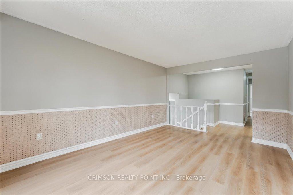 Photo 10 of 361 Caledon Avenue, Hamilton, Yeoville — HOMEH