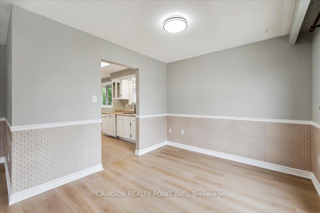 Photo 11 of 361 Caledon Avenue, Hamilton, Yeoville — HOMEH