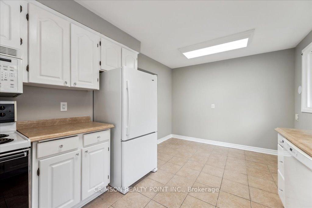 Photo 15 of 361 Caledon Avenue, Hamilton, Yeoville — HOMEH