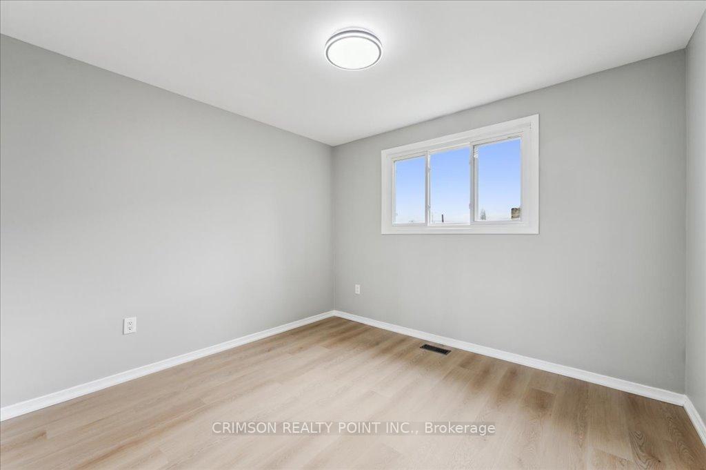 Photo 21 of 361 Caledon Avenue, Hamilton, Yeoville — HOMEH