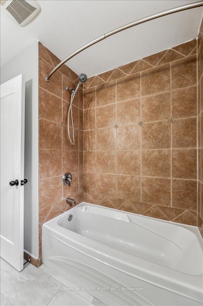 Photo 26 of 361 Caledon Avenue, Hamilton, Yeoville — HOMEH