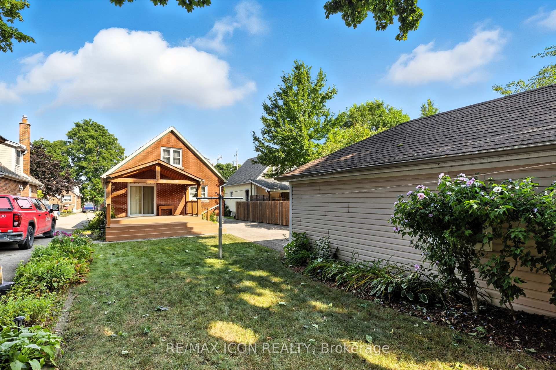Photo 36 of 35 Grenville Avenue, Kitchener — HOMEH