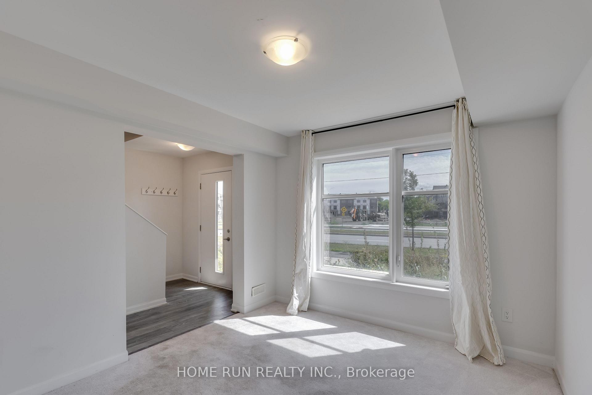Photo 7 of 1123 Speedvale Crescent, Ottawa, Kanata - Kanata Lakes/Heritage Hills — HOMEH