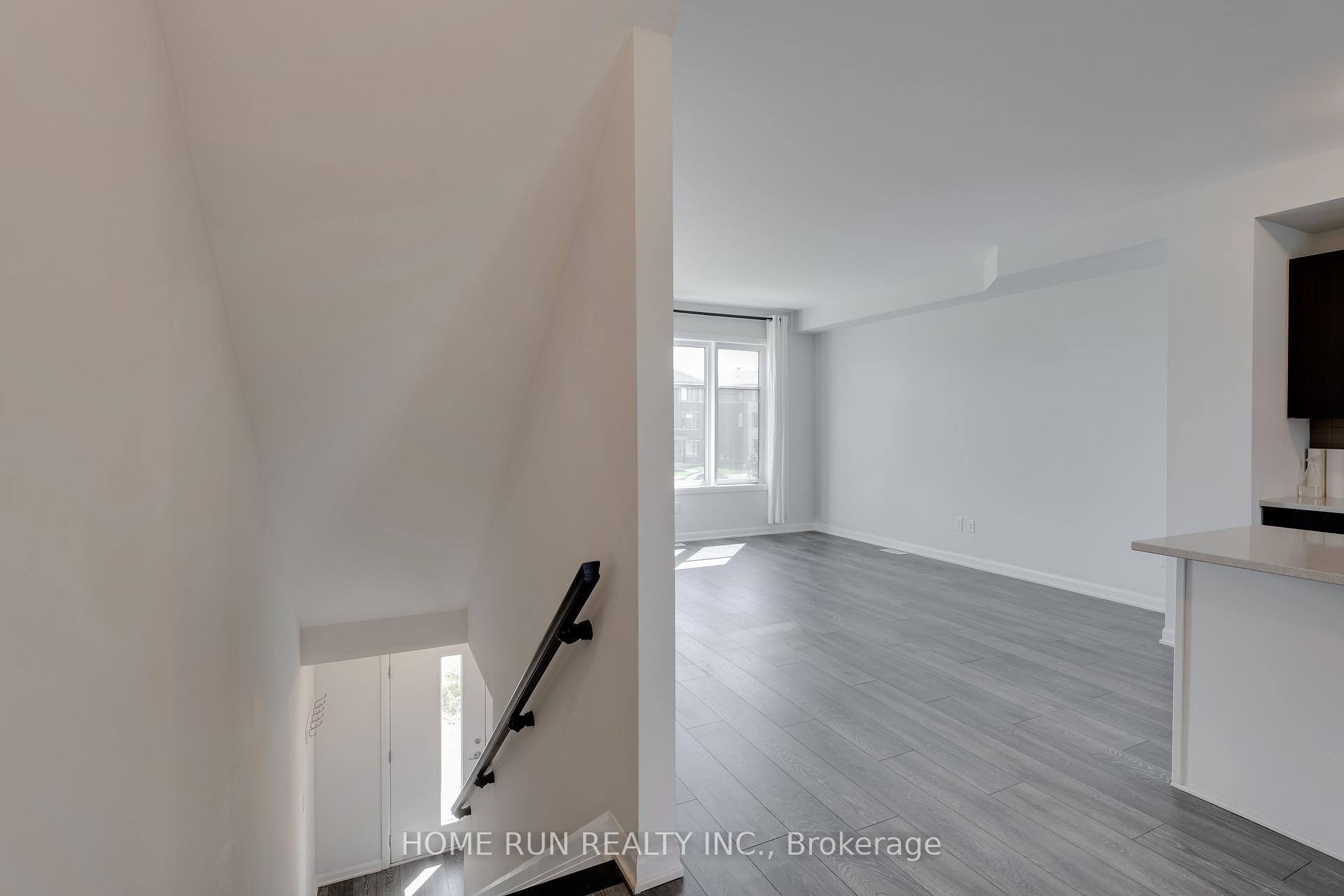 Photo 9 of 1123 Speedvale Crescent, Ottawa, Kanata - Kanata Lakes/Heritage Hills — HOMEH
