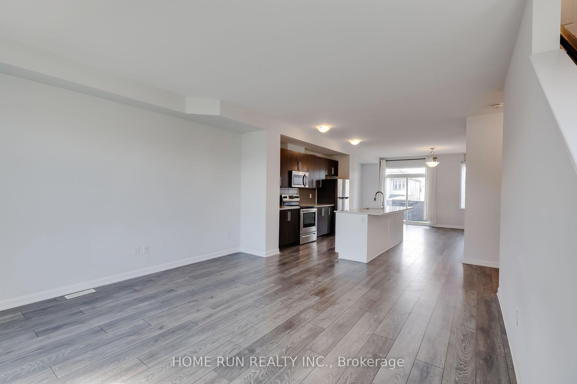 Photo 15 of 1123 Speedvale Crescent, Ottawa, Kanata - Kanata Lakes/Heritage Hills — HOMEH