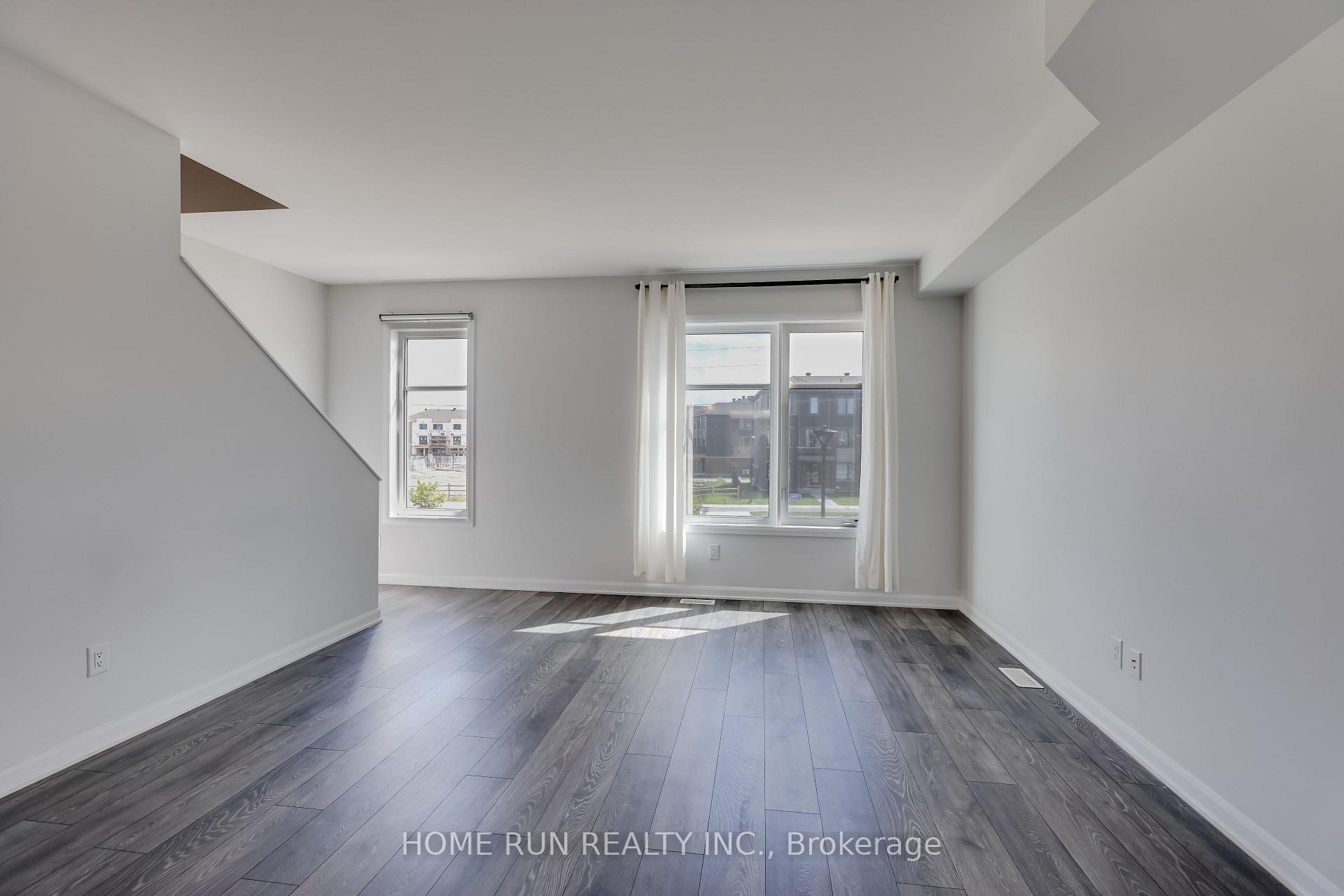 Photo 17 of 1123 Speedvale Crescent, Ottawa, Kanata - Kanata Lakes/Heritage Hills — HOMEH