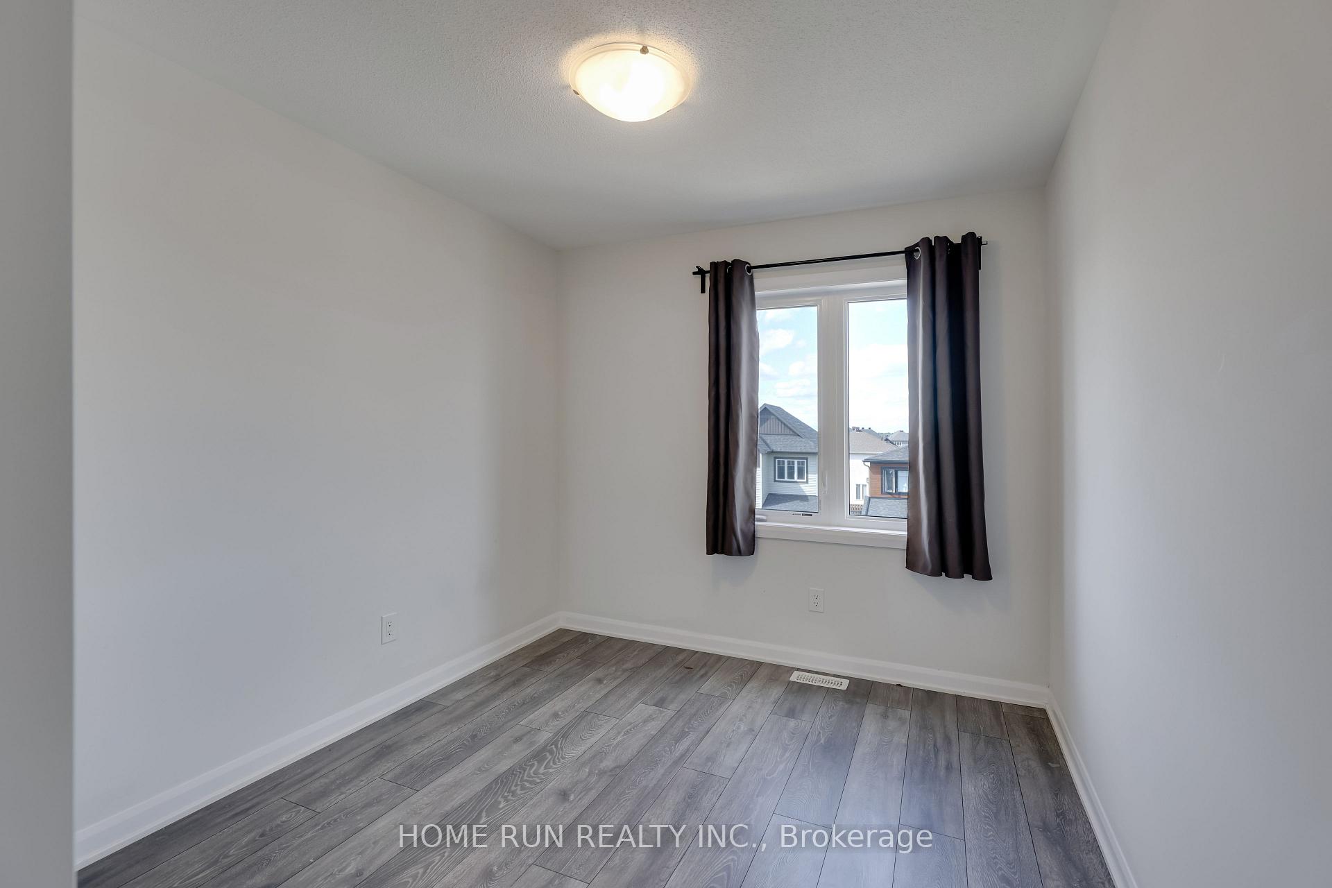 Photo 27 of 1123 Speedvale Crescent, Ottawa, Kanata - Kanata Lakes/Heritage Hills — HOMEH