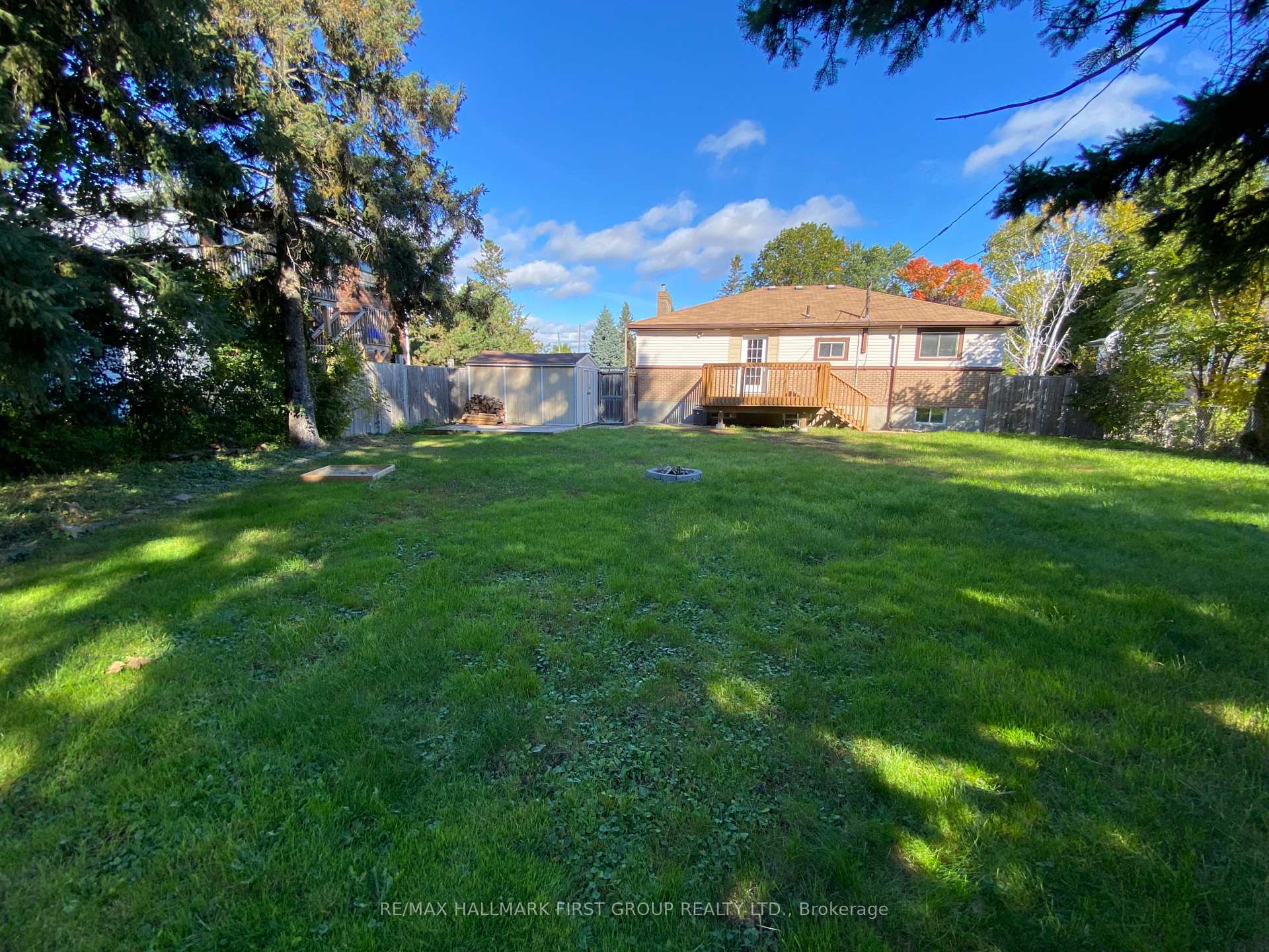 Photo 20 of 50 Champlain Avenue, Kingston, West of Sir John A. Blvd — HOMEH