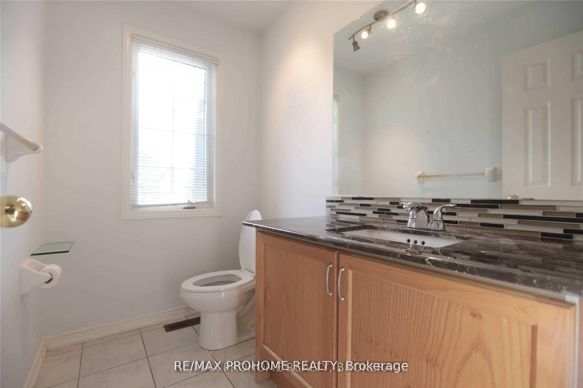 Photo 7 of 73 Briarcrest Drive, Markham, Berczy — HOMEH