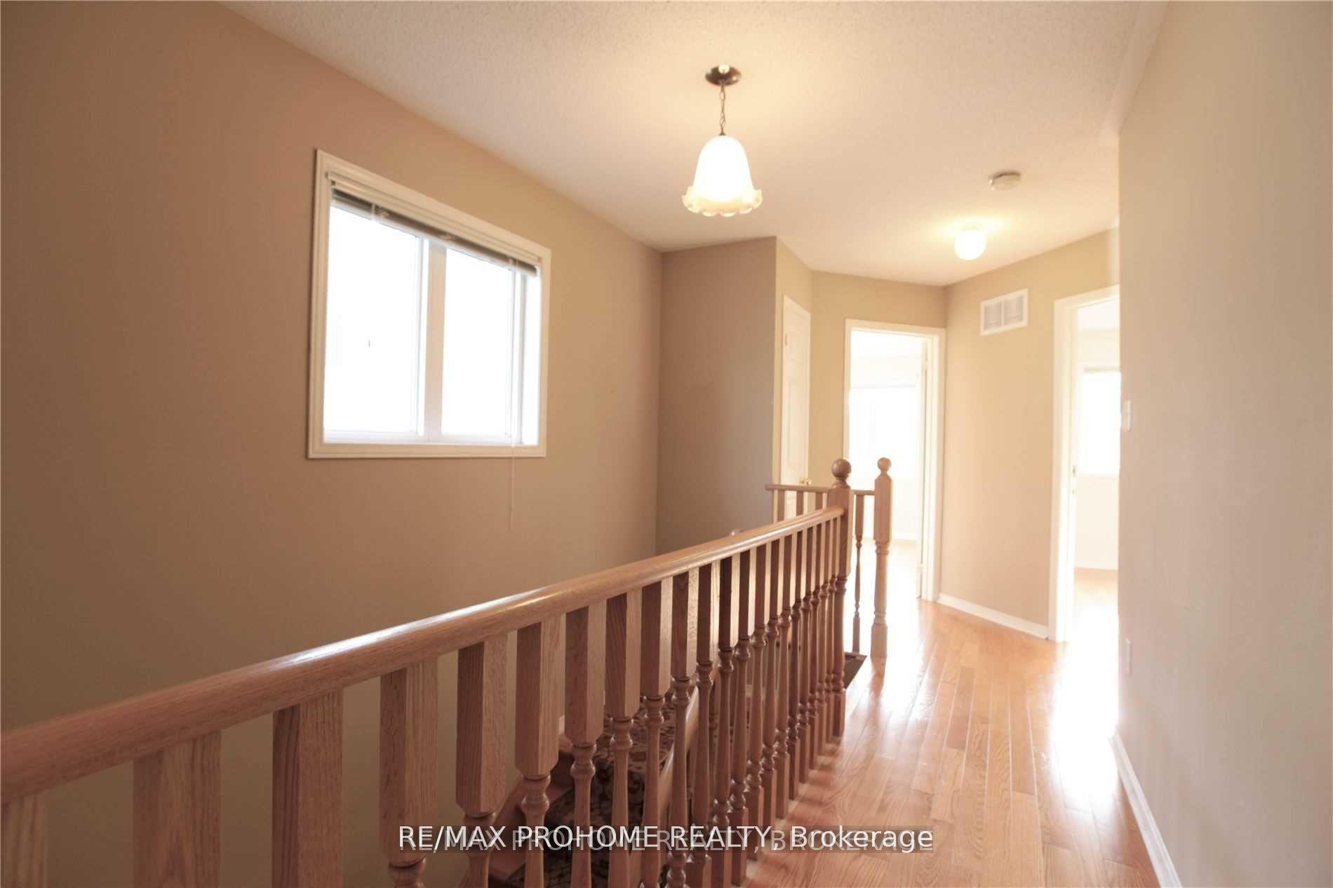 Photo 9 of 73 Briarcrest Drive, Markham, Berczy — HOMEH