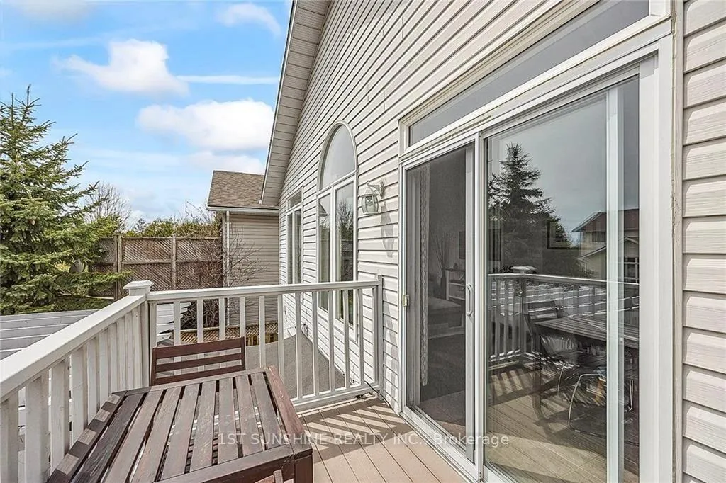 Photo 8 of 101 Dalgleish Avenue, Kingston, Kingston East (Incl Barret Crt) — HOMEH