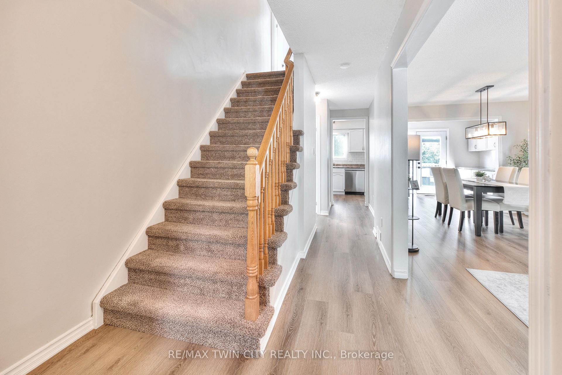Photo 7 of 41 Ristau Crescent, Kitchener, Laurentian Hills — HOMEH