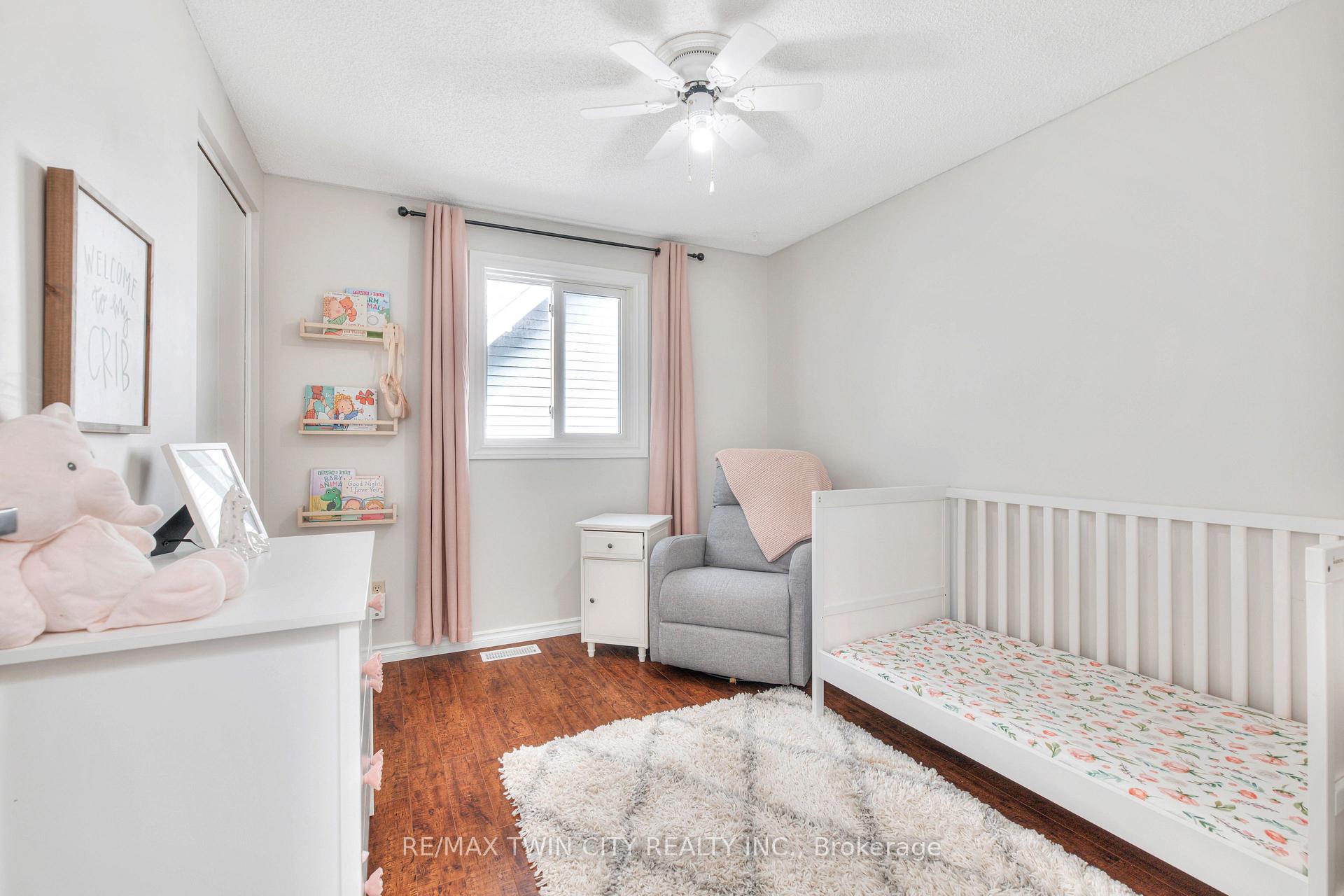 Photo 23 of 41 Ristau Crescent, Kitchener, Laurentian Hills — HOMEH