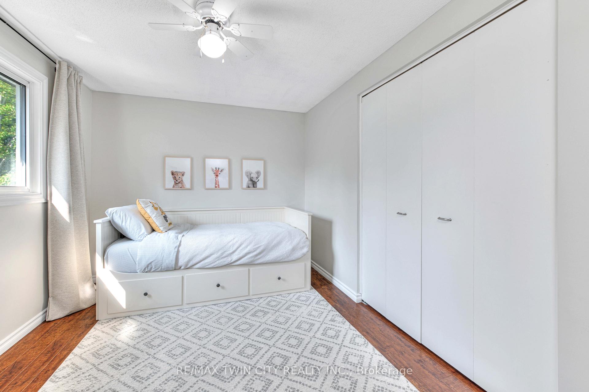 Photo 25 of 41 Ristau Crescent, Kitchener, Laurentian Hills — HOMEH