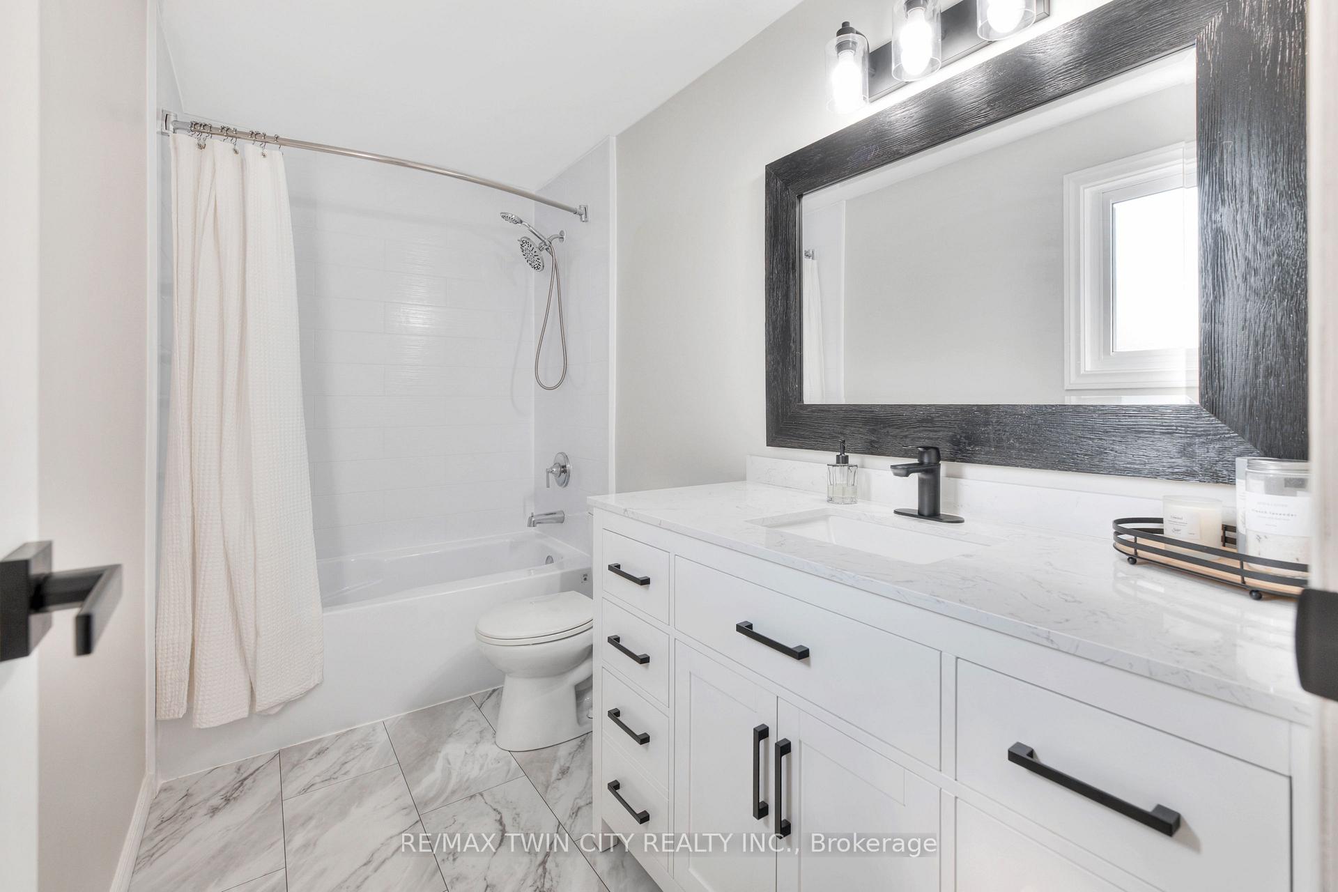 Photo 27 of 41 Ristau Crescent, Kitchener, Laurentian Hills — HOMEH