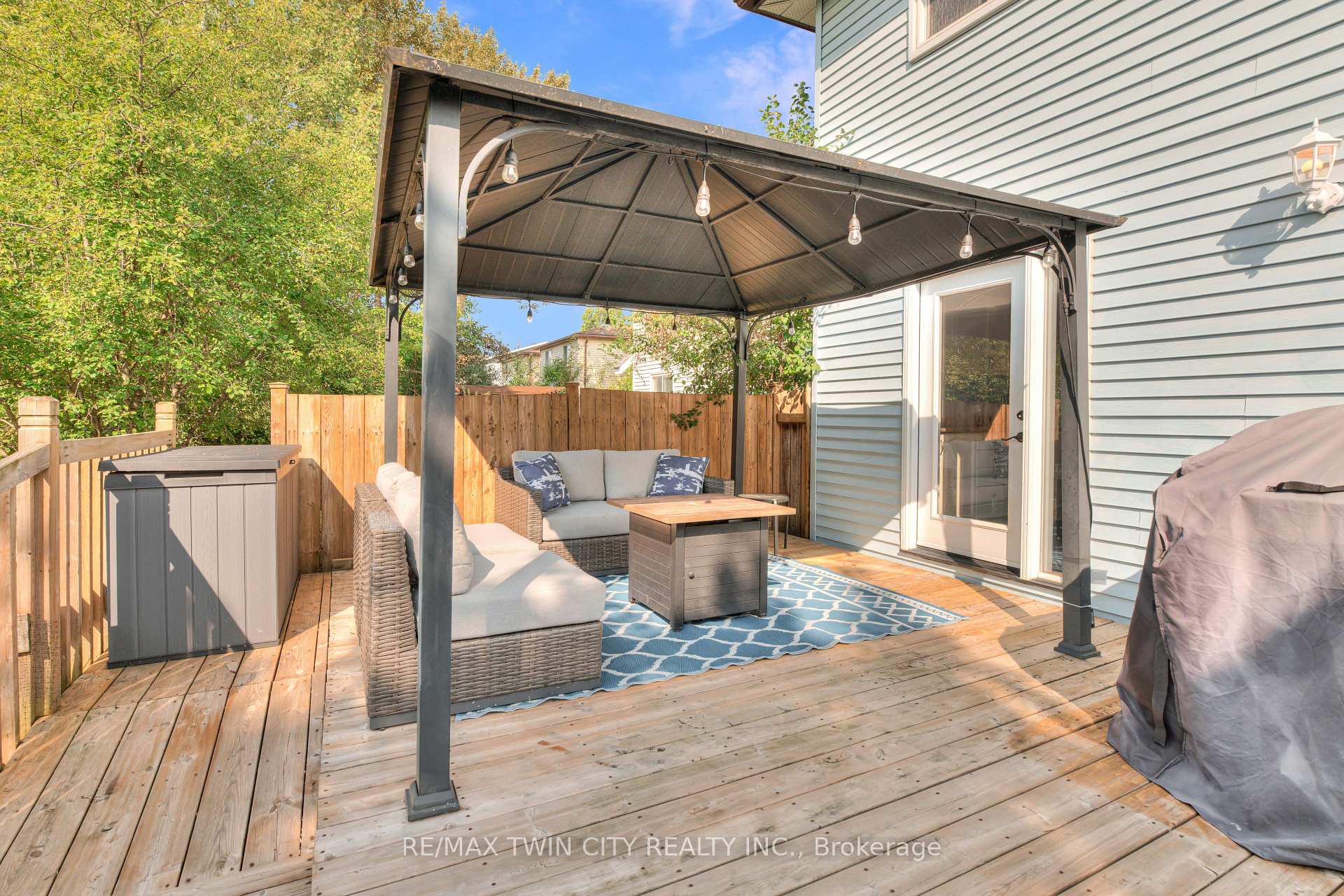 Photo 35 of 41 Ristau Crescent, Kitchener, Laurentian Hills — HOMEH