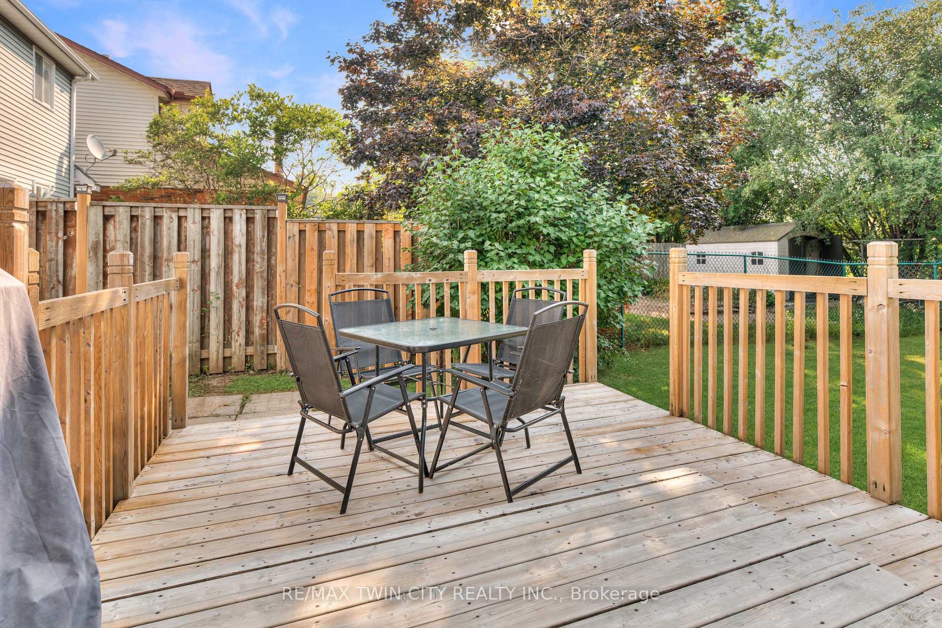 Photo 37 of 41 Ristau Crescent, Kitchener, Laurentian Hills — HOMEH