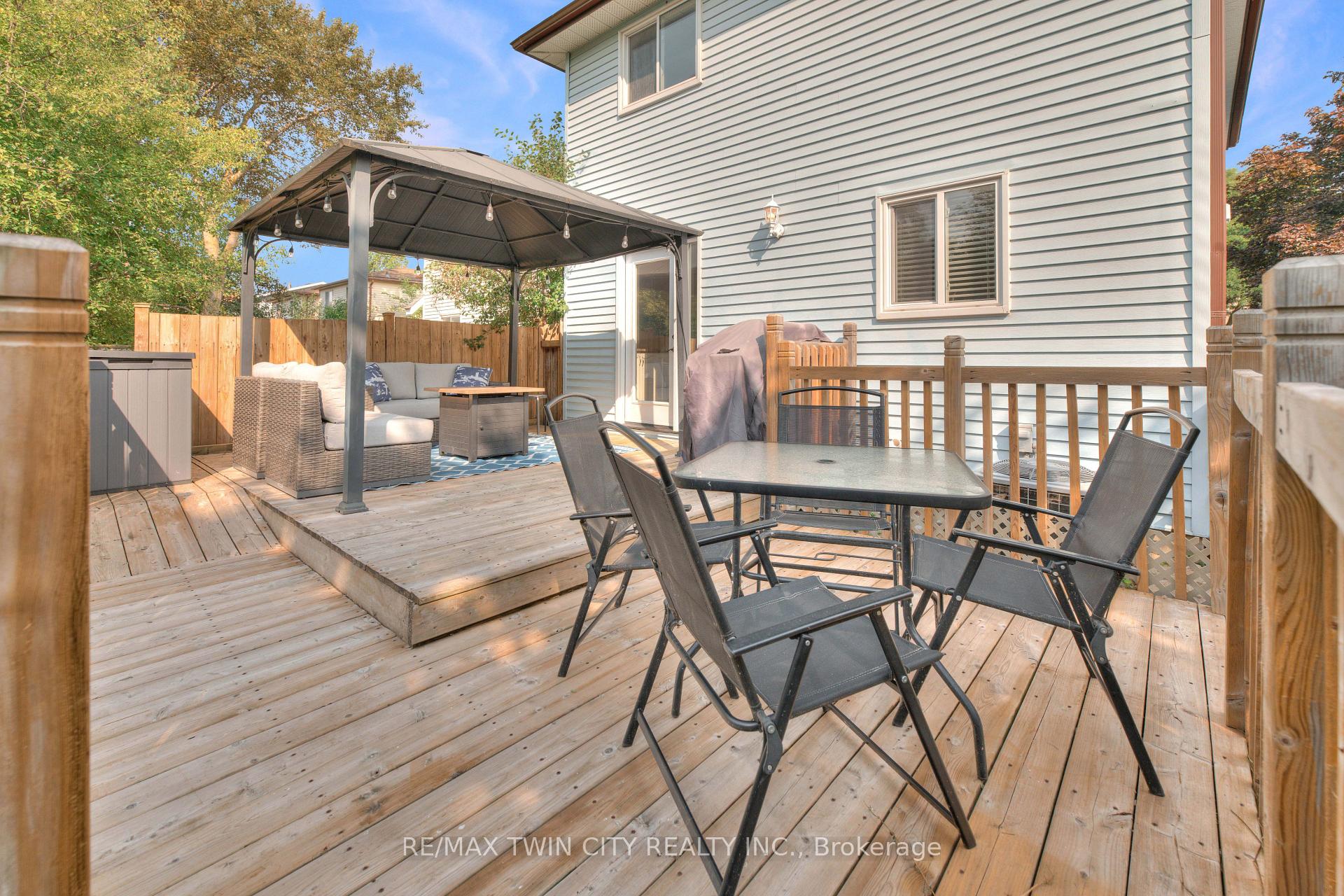 Photo 38 of 41 Ristau Crescent, Kitchener, Laurentian Hills — HOMEH