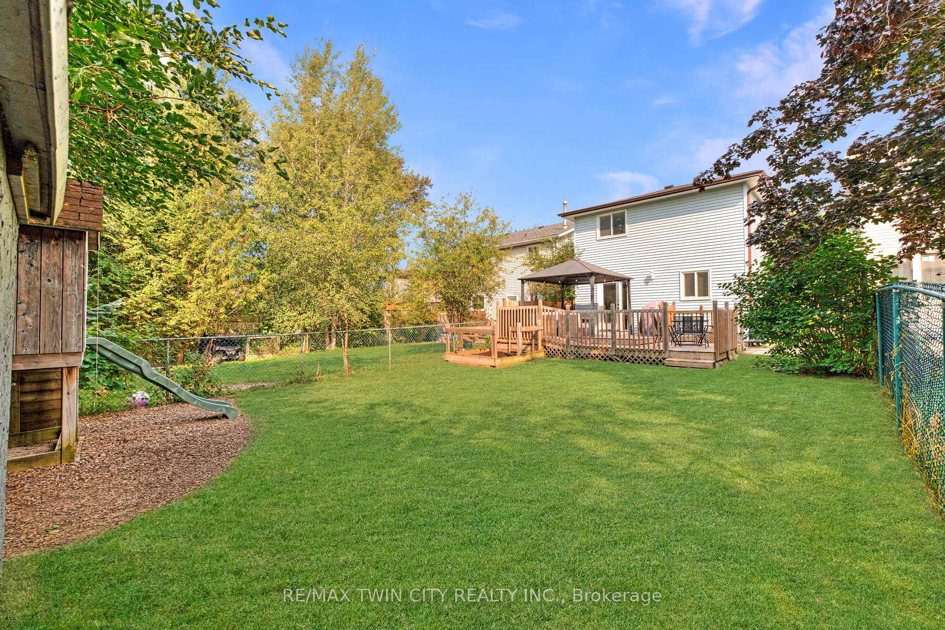 Photo 42 of 41 Ristau Crescent, Kitchener, Laurentian Hills — HOMEH