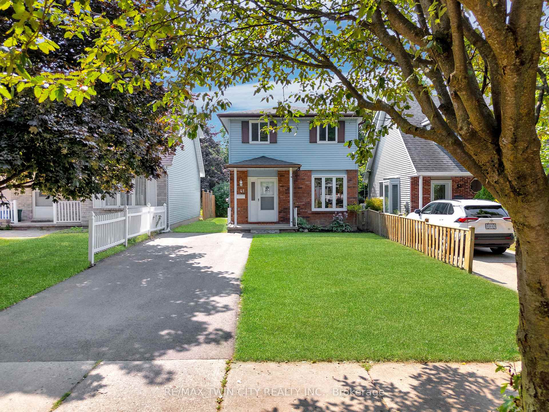 Photo 43 of 41 Ristau Crescent, Kitchener, Laurentian Hills — HOMEH