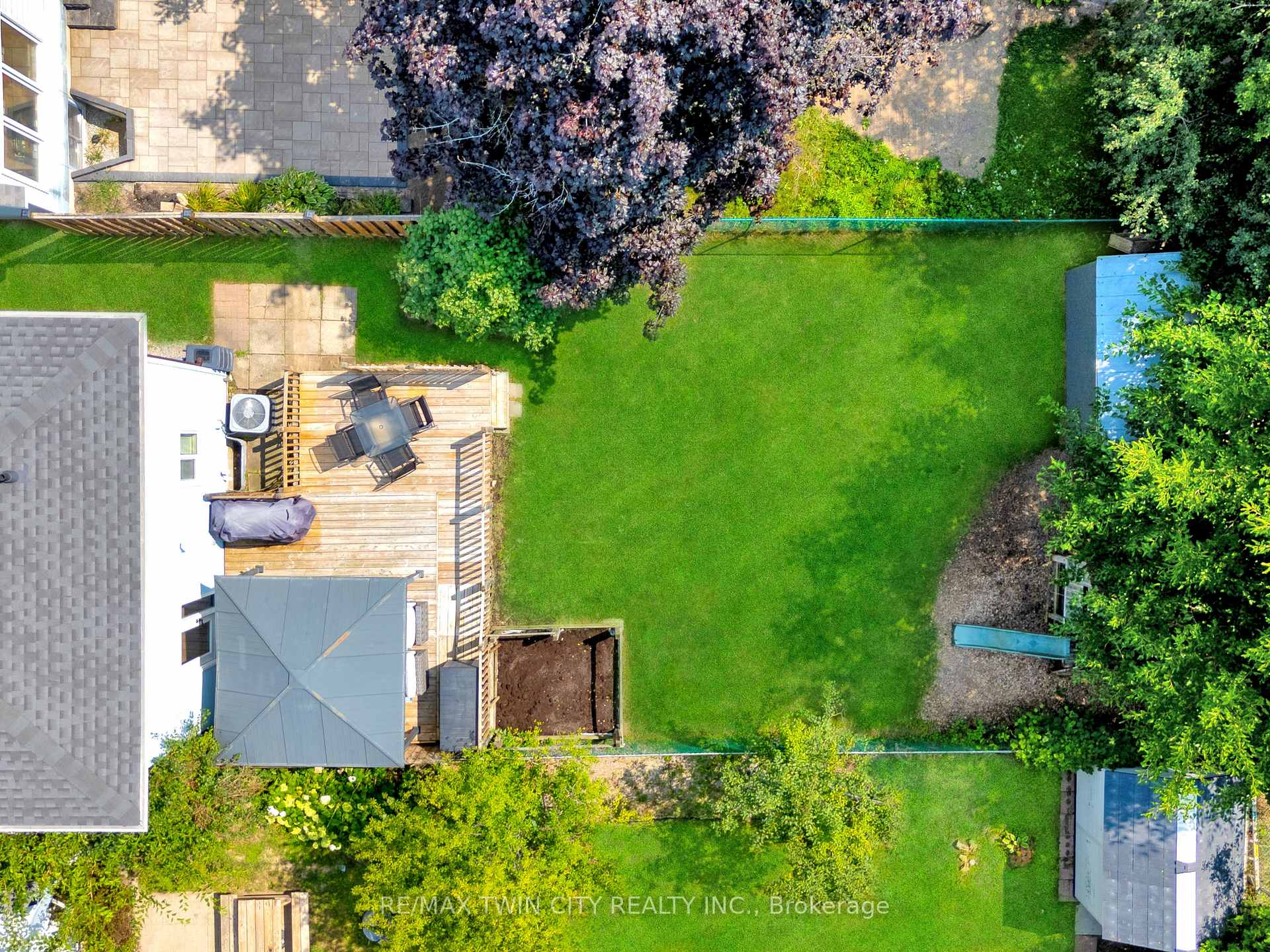 Photo 45 of 41 Ristau Crescent, Kitchener, Laurentian Hills — HOMEH