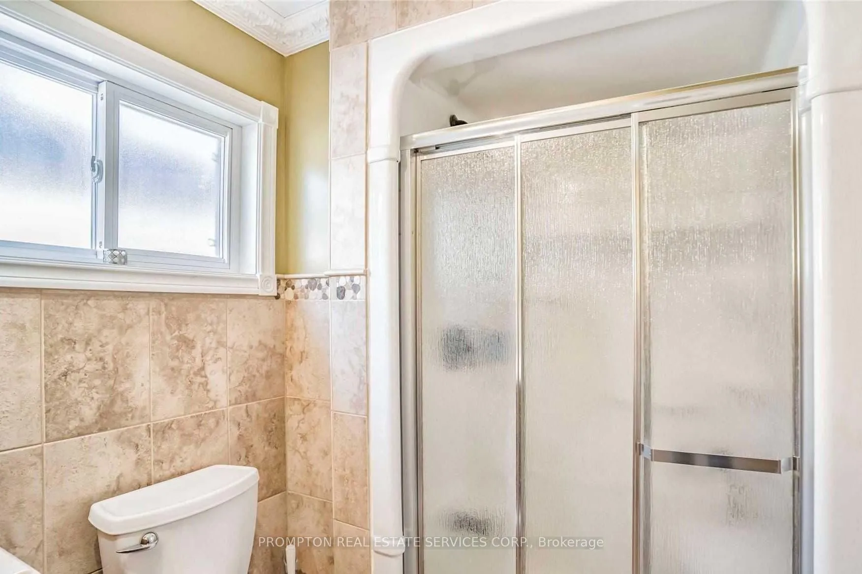 Photo 16 of 51 Ketchum Crescent, Markham, Middlefield — HOMEH
