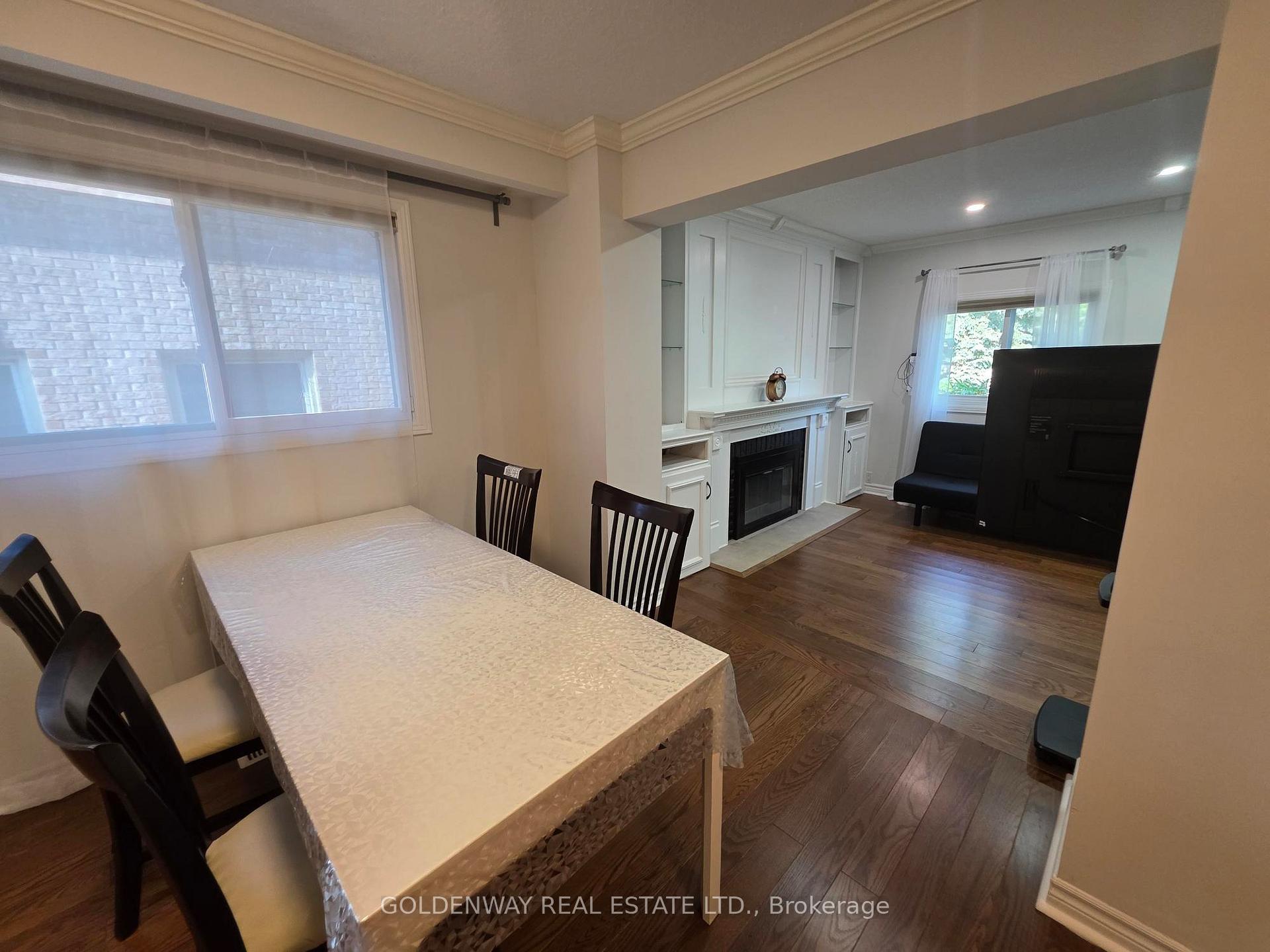Photo 8 of 129 Major Buttons Drive, Markham, Sherwood-Amberglen — HOMEH