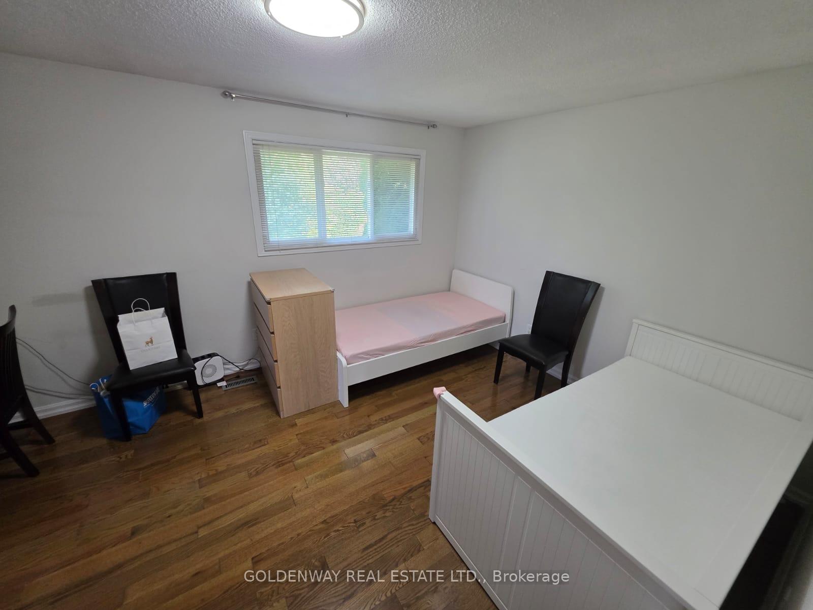 Photo 16 of 129 Major Buttons Drive, Markham, Sherwood-Amberglen — HOMEH