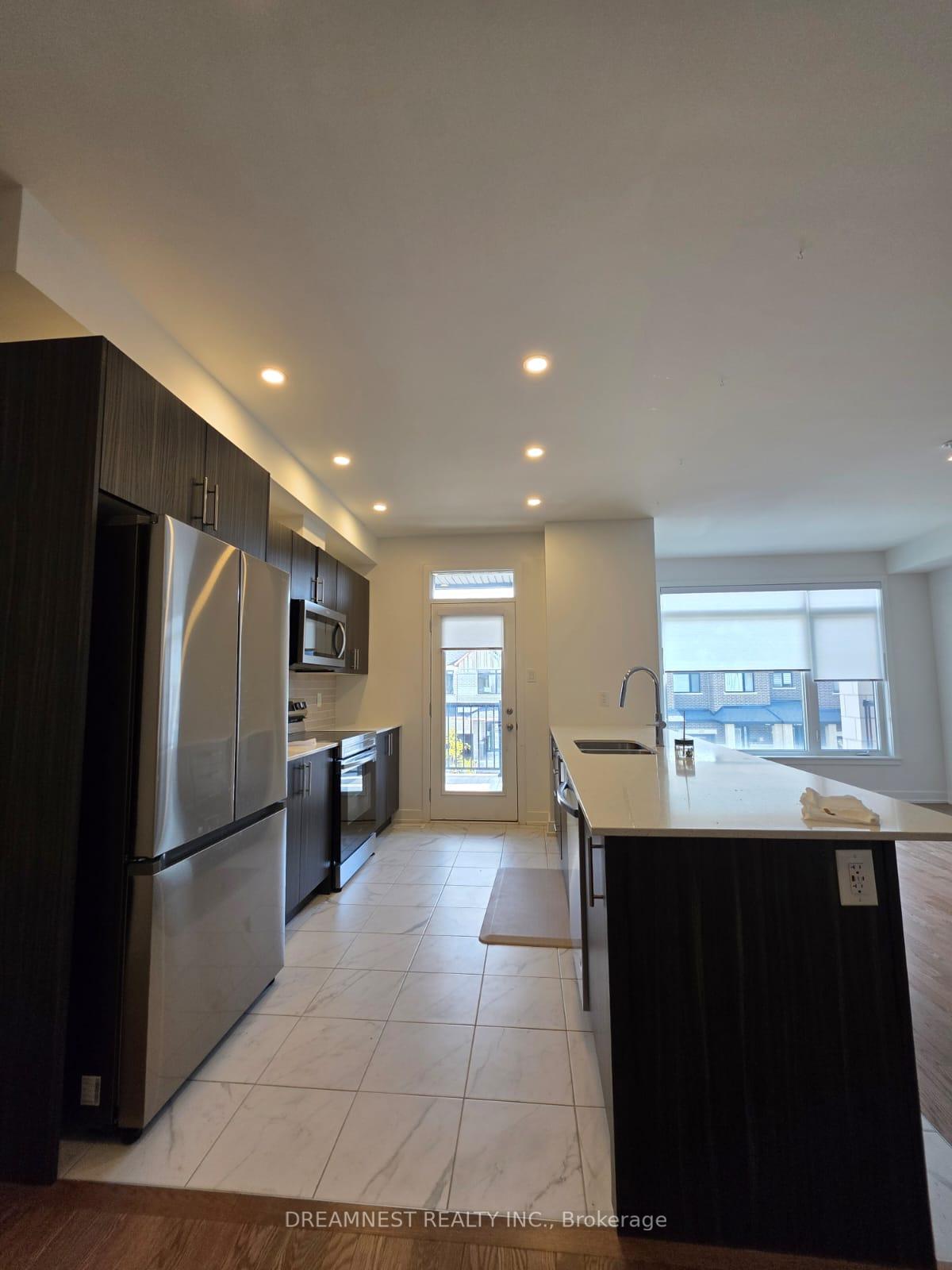 Photo 4 of 854 Anciano Crescent, Ottawa, Kanata - Emerald Meadows/Trailwest — HOMEH