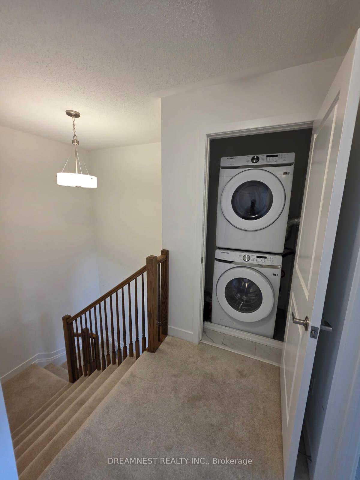 Photo 10 of 854 Anciano Crescent, Ottawa, Kanata - Emerald Meadows/Trailwest — HOMEH