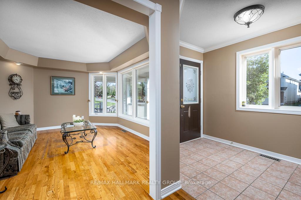 Photo 4 of 62 Clydesdale Avenue, Ottawa, Kanata - Bridlewood — HOMEH