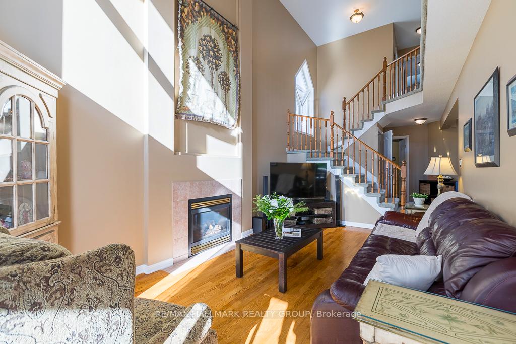 Photo 8 of 62 Clydesdale Avenue, Ottawa, Kanata - Bridlewood — HOMEH
