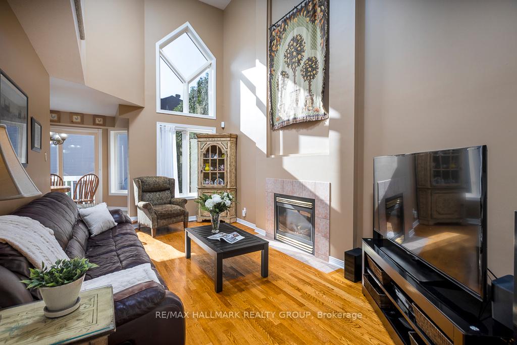 Photo 9 of 62 Clydesdale Avenue, Ottawa, Kanata - Bridlewood — HOMEH