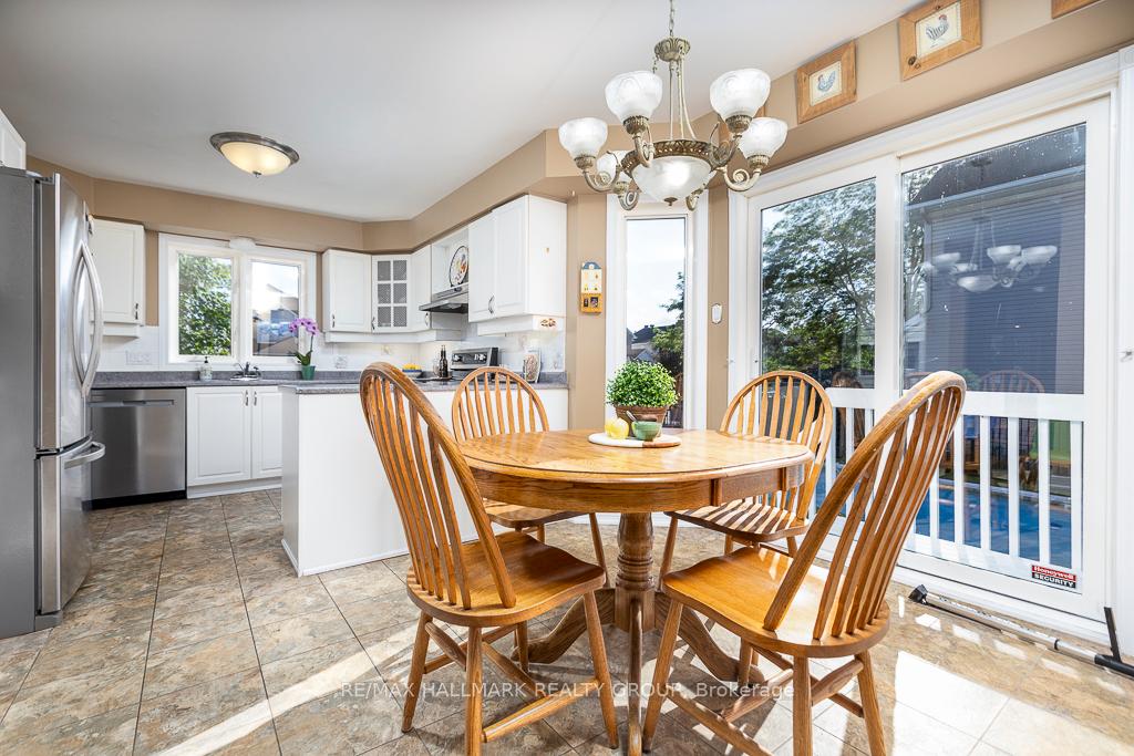 Photo 11 of 62 Clydesdale Avenue, Ottawa, Kanata - Bridlewood — HOMEH