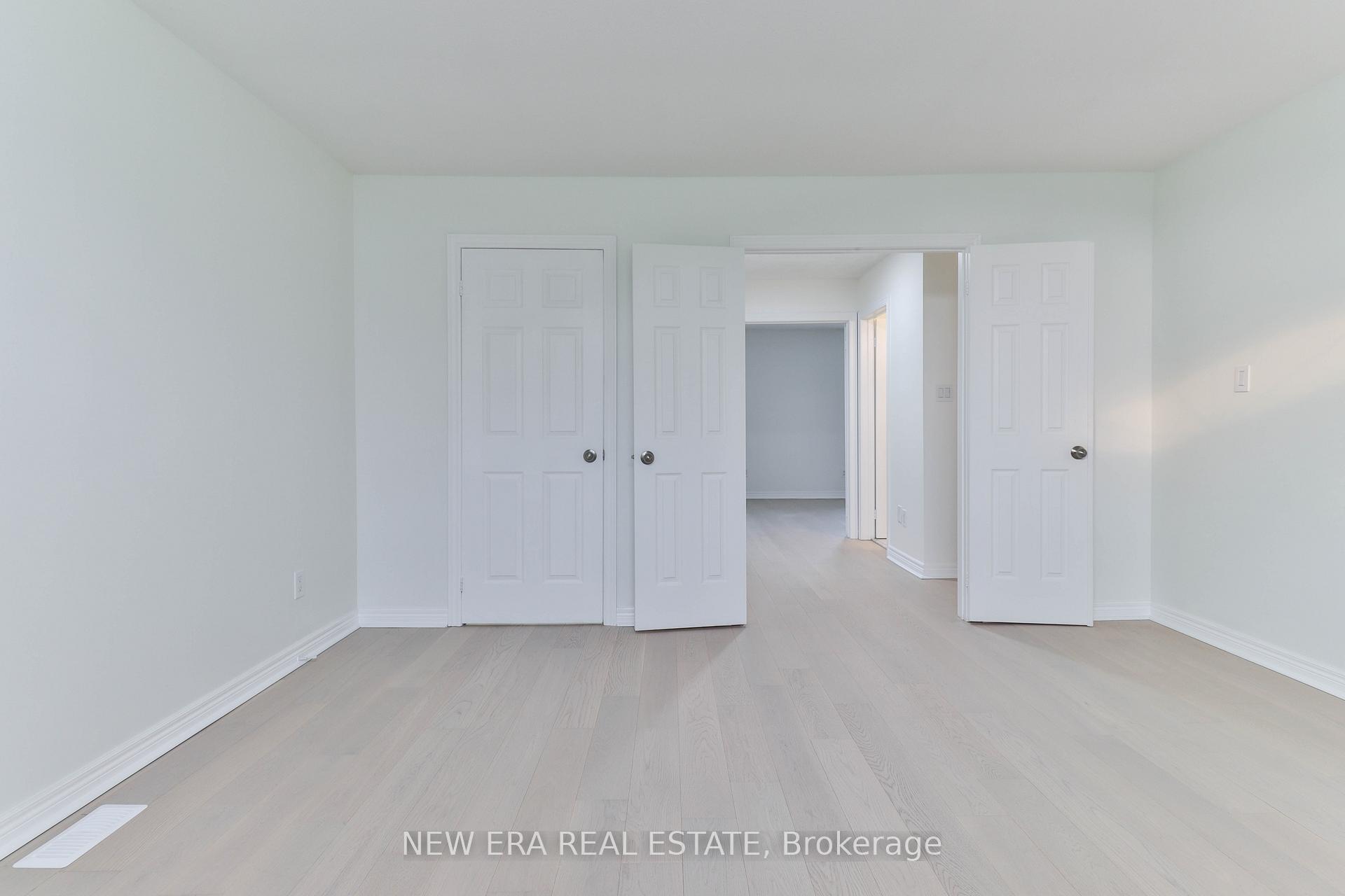 Photo 13 of 3 Sharon Lee Drive, Markham, Berczy — HOMEH