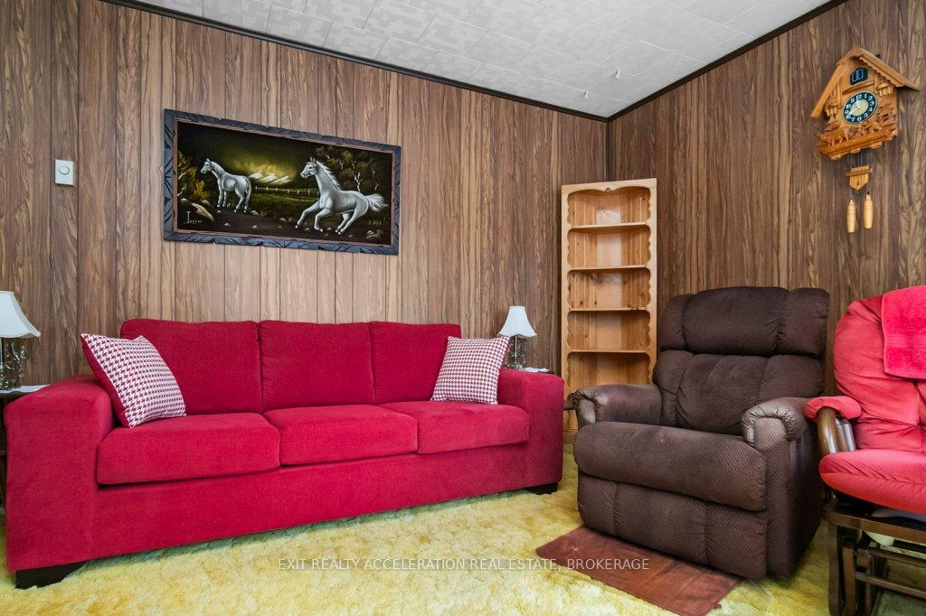 Photo 10 of 7080 County Road 2, Loyalist, Lennox and Addington - South — HOMEH