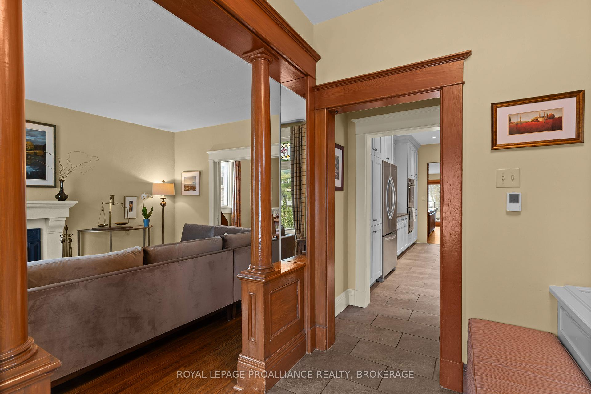 Photo 5 of 127 Beverley Street, Kingston, Central City East — HOMEH
