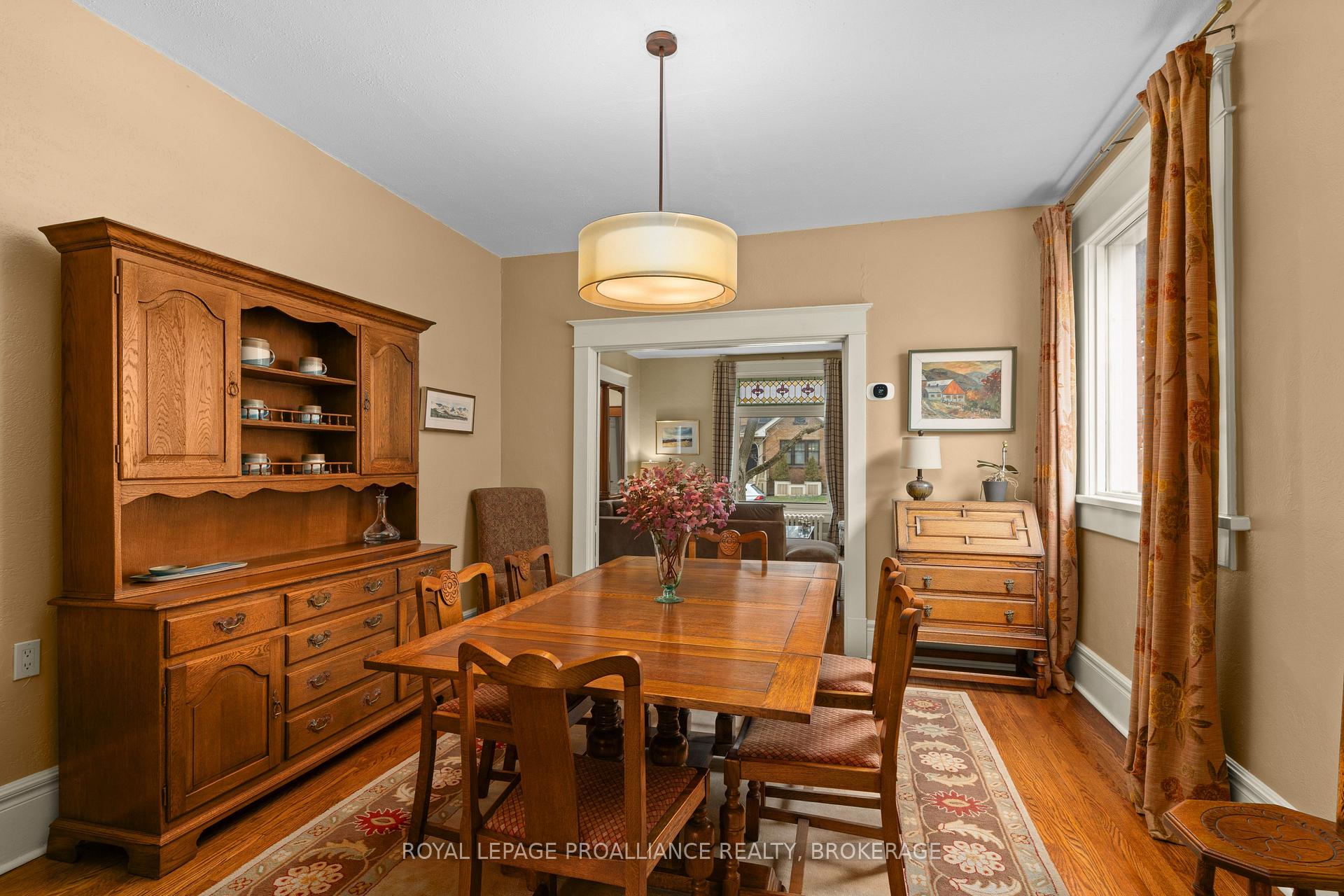 Photo 13 of 127 Beverley Street, Kingston, Central City East — HOMEH