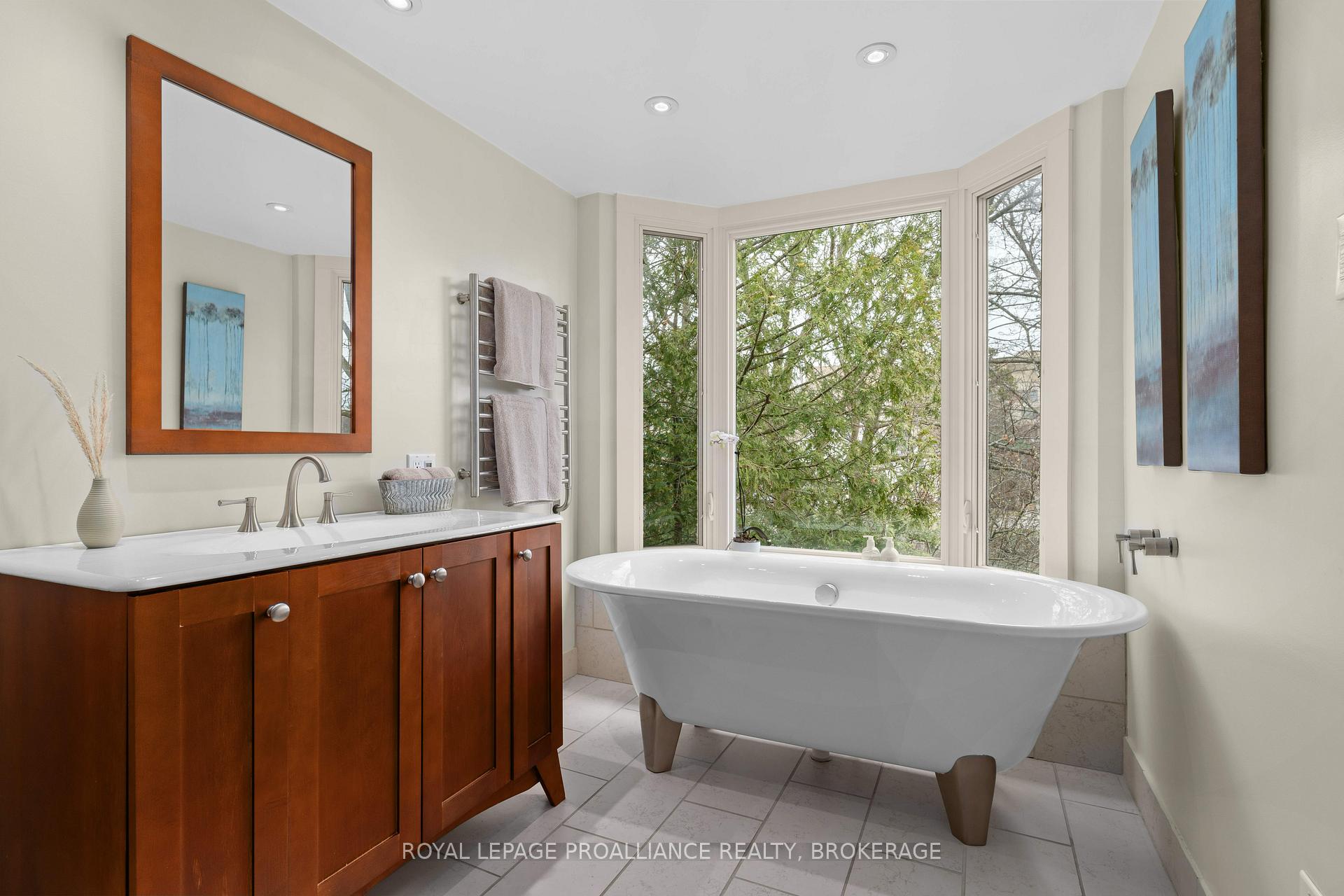 Photo 29 of 127 Beverley Street, Kingston, Central City East — HOMEH