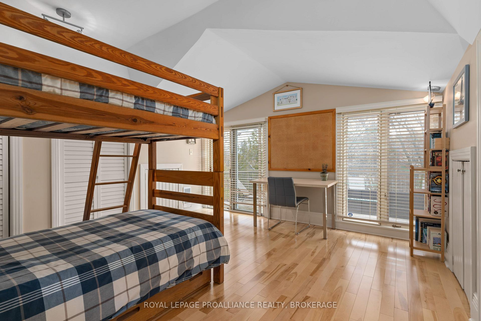 Photo 31 of 127 Beverley Street, Kingston, Central City East — HOMEH