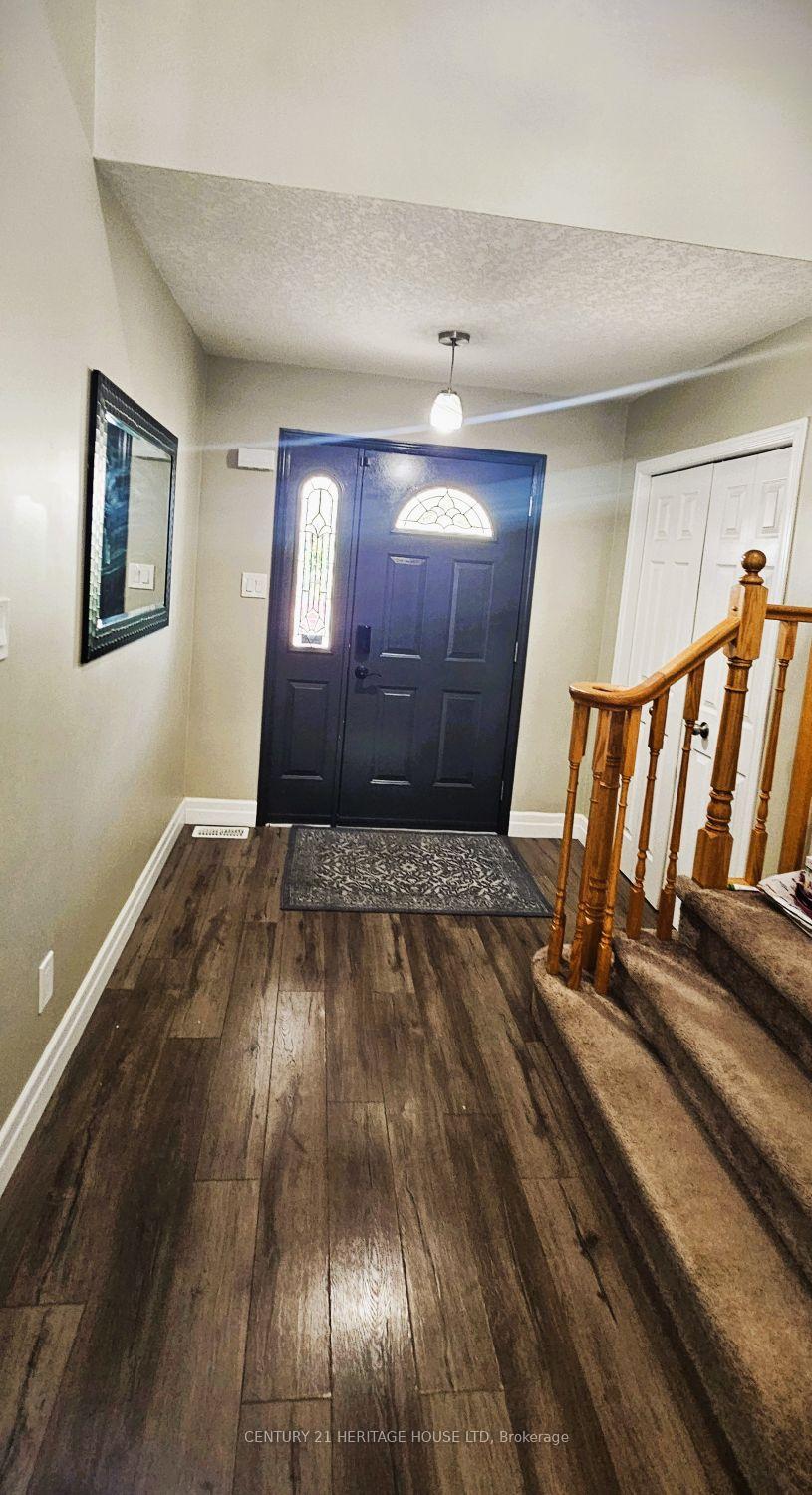 Photo 5 of 256 Sienna Crescent, Kitchener — HOMEH