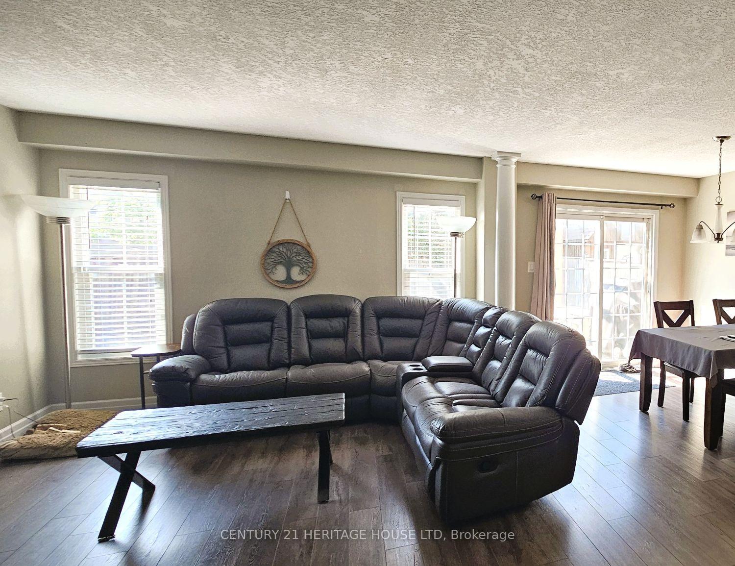 Photo 10 of 256 Sienna Crescent, Kitchener — HOMEH