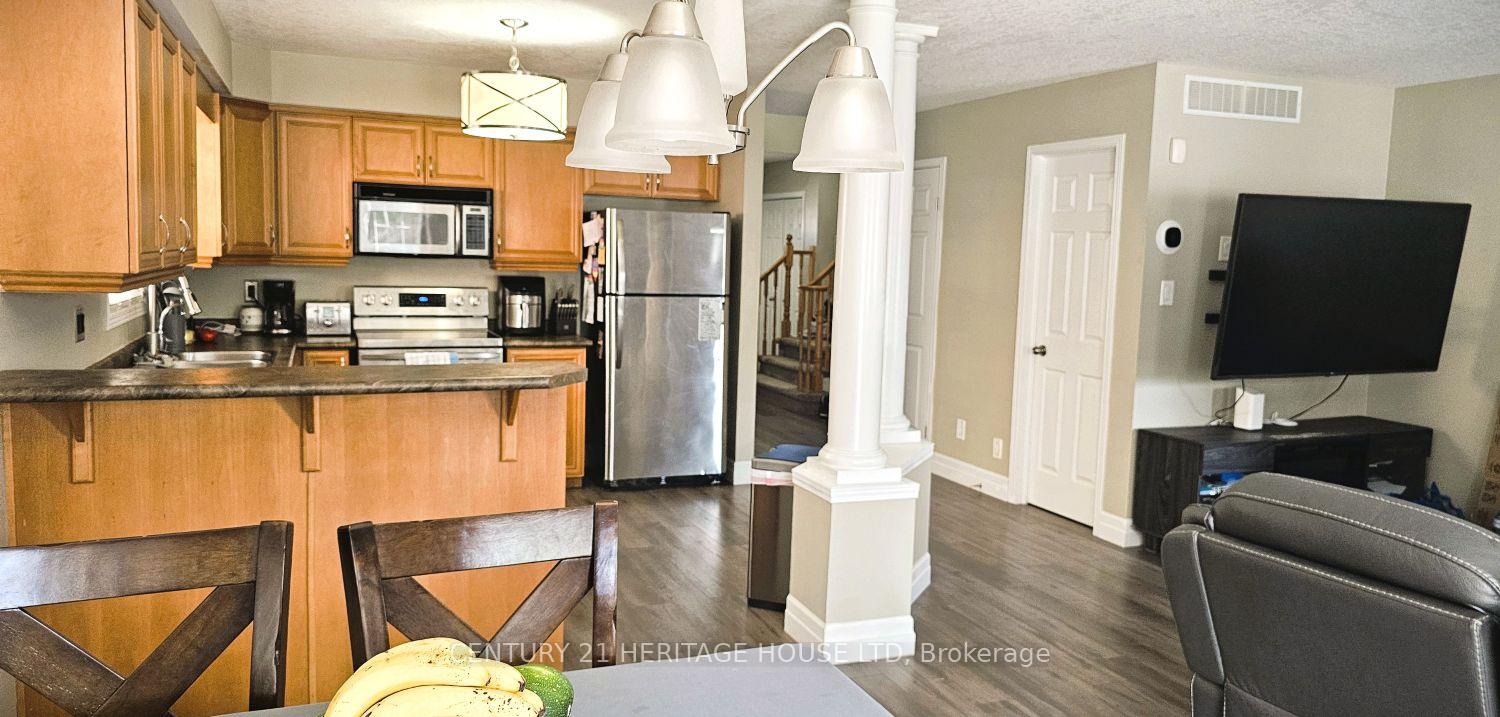 Photo 12 of 256 Sienna Crescent, Kitchener — HOMEH